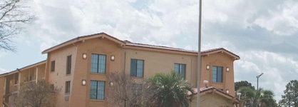 La Quinta Inn By Wyndham New Orleans Veterans   Metairie