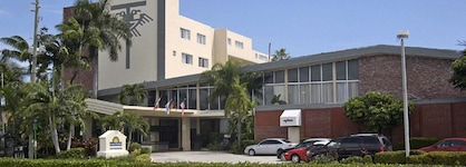 Thunderbird Beach Hotel