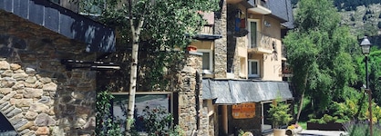 Hotel Llop Gris