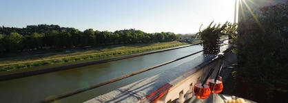 Lungarno Vespucci 50