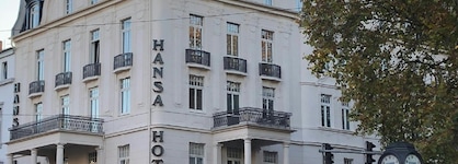 Star-Apart Hansa Hotel