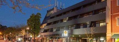 Comfort Hotel Adelaide Meridien