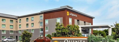 La Quinta Inn & Suites San Francisco Airport North