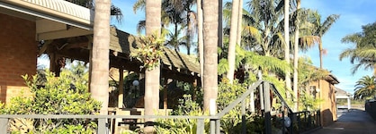 Coastal Waters Motor Inn