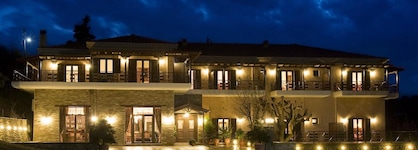 Dellas Boutique Hotel