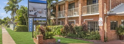 Cascade Motel In Townsville