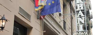 Hotel Urbani