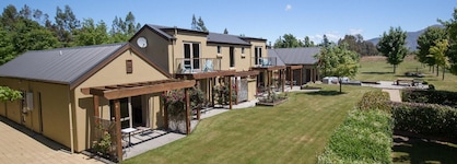 Maple Lodge
