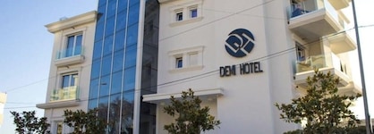 Demi Hotel