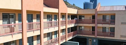 Days Inn By Wyndham San Francisco South Oyster Point Airport