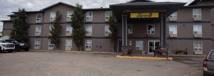 Super 8 By Wyndham Whitecourt