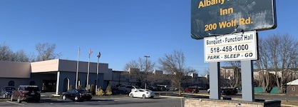 Albany Airport Inn
