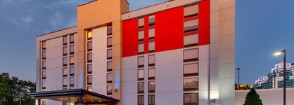 Holiday Inn Express & Suites Atlanta N-Perimeter Mall Area By Ihg