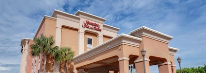 Hampton Inn & Suites Cape Coral