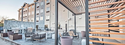 Staybridge Suites Cedar Rapids North By Ihg
