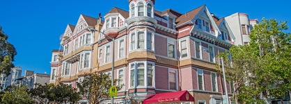 Queen Anne Hotel