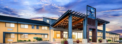 Best Western West Towne Suites
