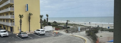 North Shore Oceanfront Resort Hotel With Waterpark