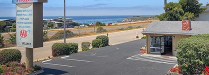 Silver Surf Motel