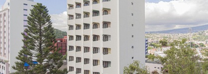 Hotel Plaza Del Libertador