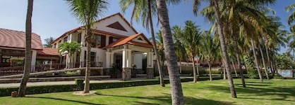 Blue Ocean Resort