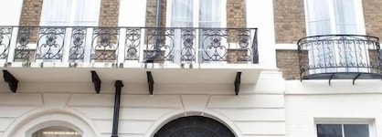 Rose Court Hotel
