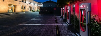 City Park Hotel & Residence