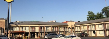Super 8 By Wyndham San Antonio Downtown Alamo