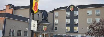 Super 8 By Wyndham Grande Prairie