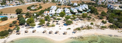 Thalassines Beach Villas
