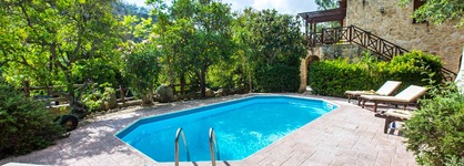 Z&X Holiday Villas