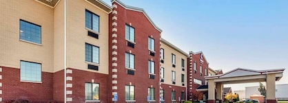 Comfort Suites South