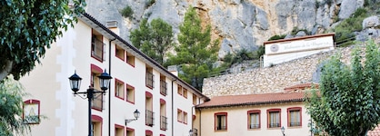 Hotel Balneario De La Virgen
