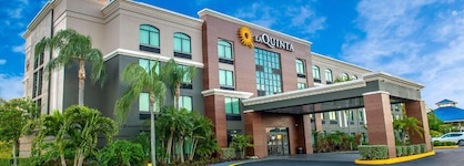 La Quinta Inn & Suites By Wyndham Clearwater South