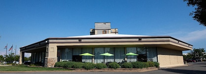 Hilton St. Louis Airport