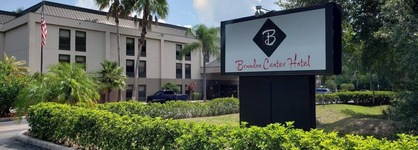 Brandon Center Hotel, An Ihg Hotel