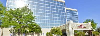 Crowne Plaza Tulsa - Southern Hills