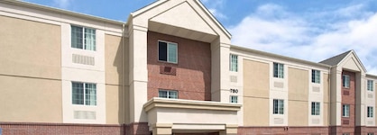 Mainstay Suites Omaha Old Mill