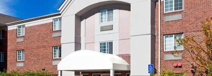 Sonesta Simply Suites Detroit Southfield