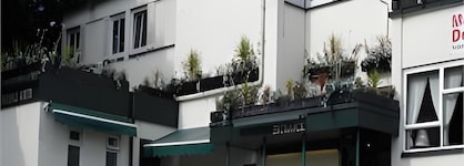 Kings Park Hotel