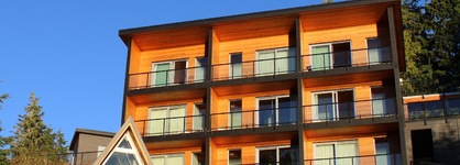 Duffin Cove Oceanfront Lodging