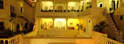 Jagat Niwas Palace