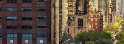 Omni Chicago Hotel