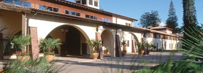 Europa Gatwick Hotel & Spa