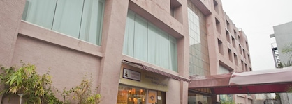 Fabhotel Cambay Sapphire