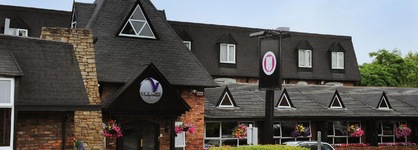 Village Hotel Hyde