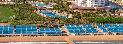 Seaden Sea World Resort & Spa