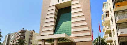 Ramada Plaza By Wyndham Antalya