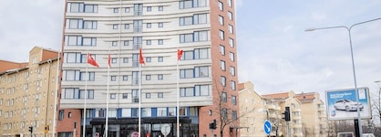 2Home Hotel Apartments
