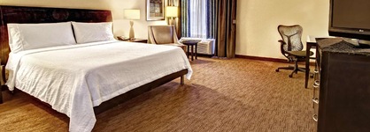 Nash Haus Hotel